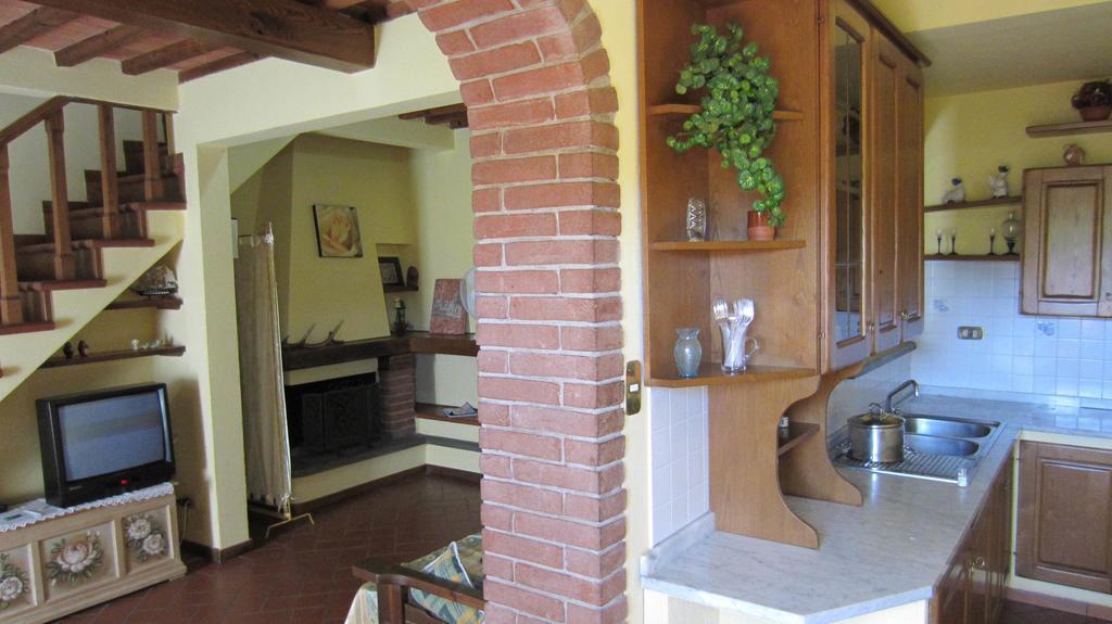 Chiardiluna Pistoya Habitación foto